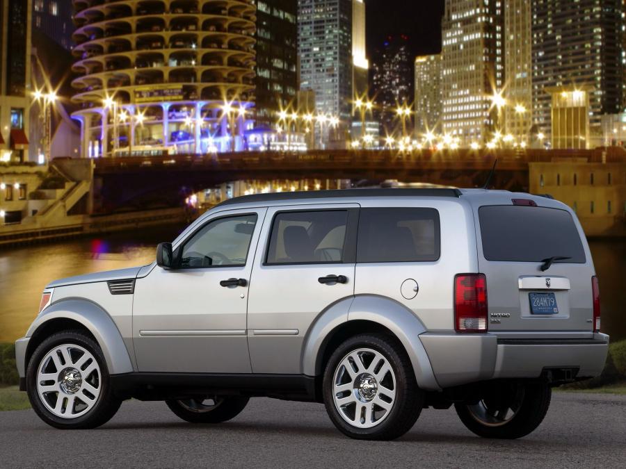  Dodge Nitro 2006 года  (фото 28 из 30)